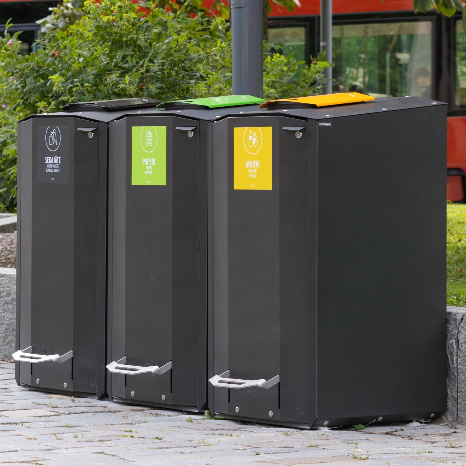 Litter and Recycling Bins with Fill-Level Monitoring