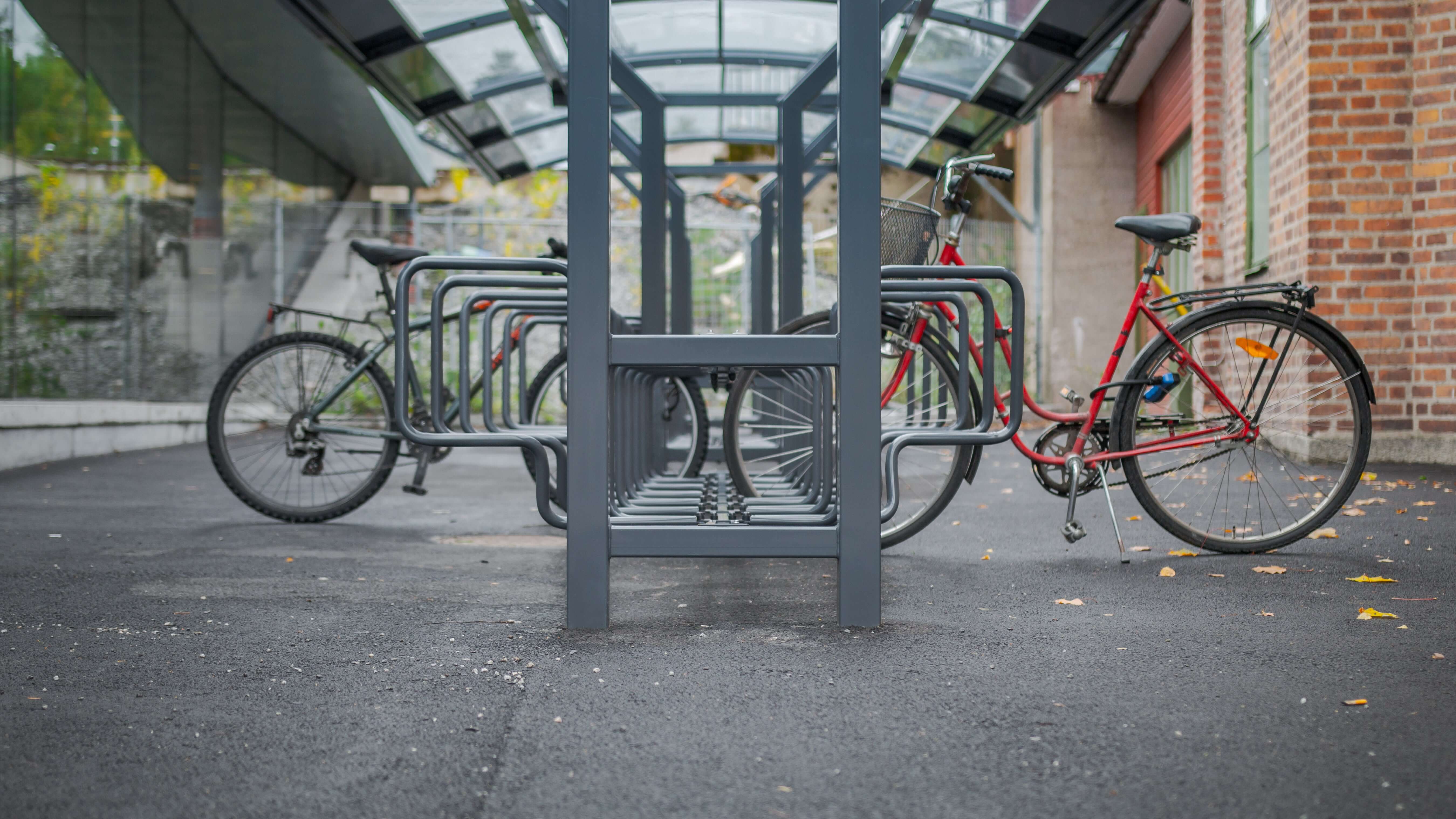 Bicycle rack CubiQ Premium, 2-sided, surface-mounted