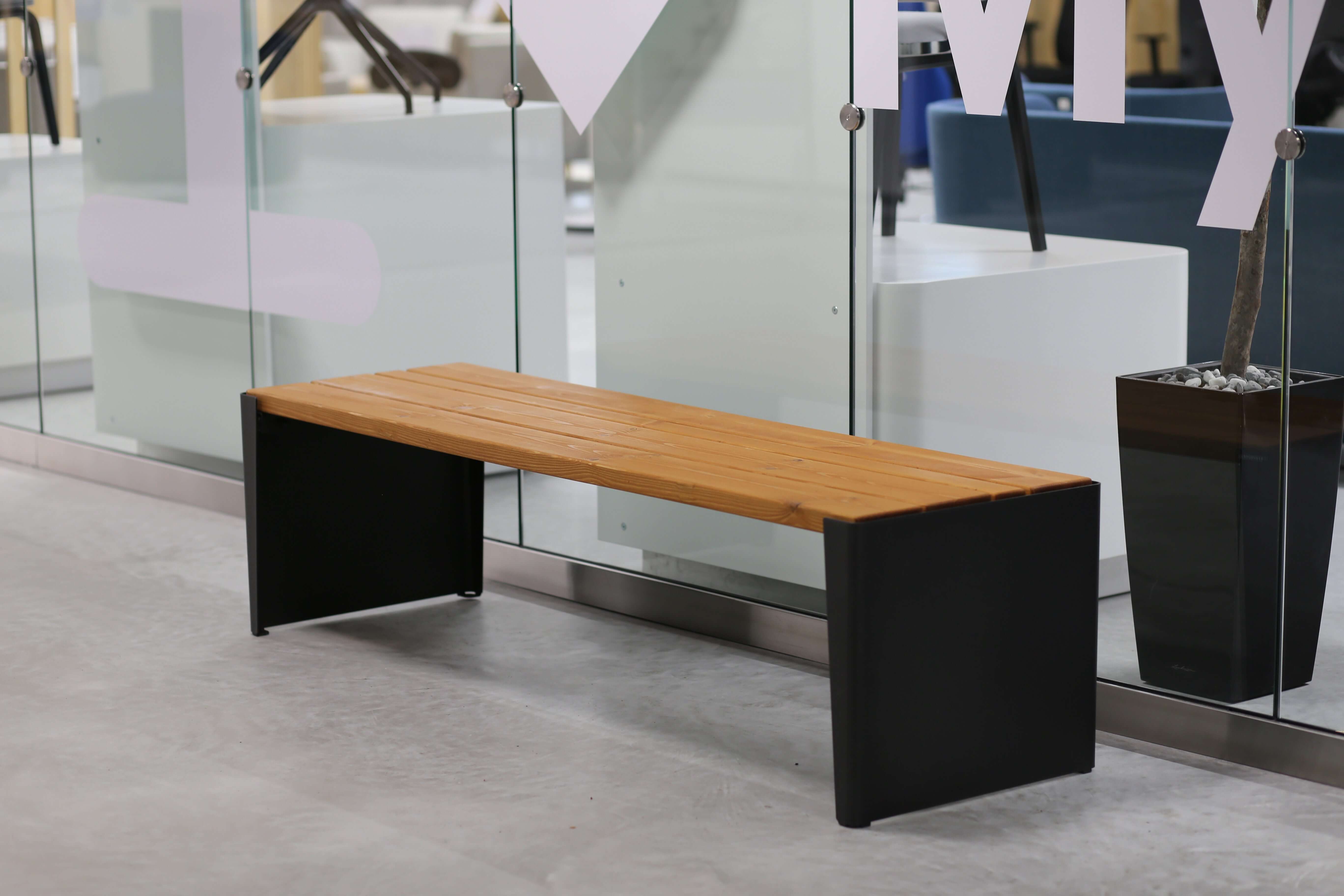 Bench Kuru Senior, backless, solid end, SPM/M
