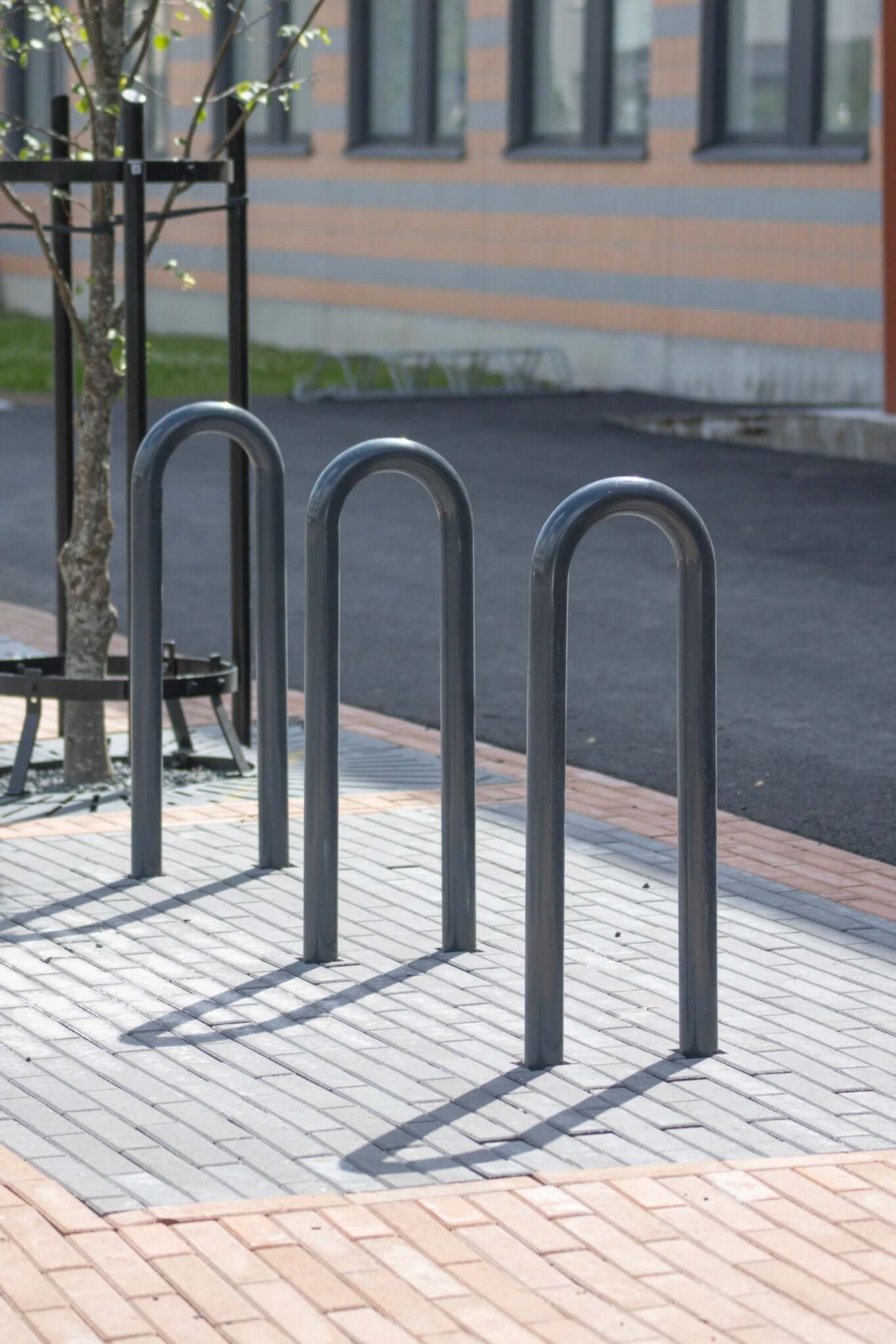 U2 frame-locking bicycle stand, 300 mm