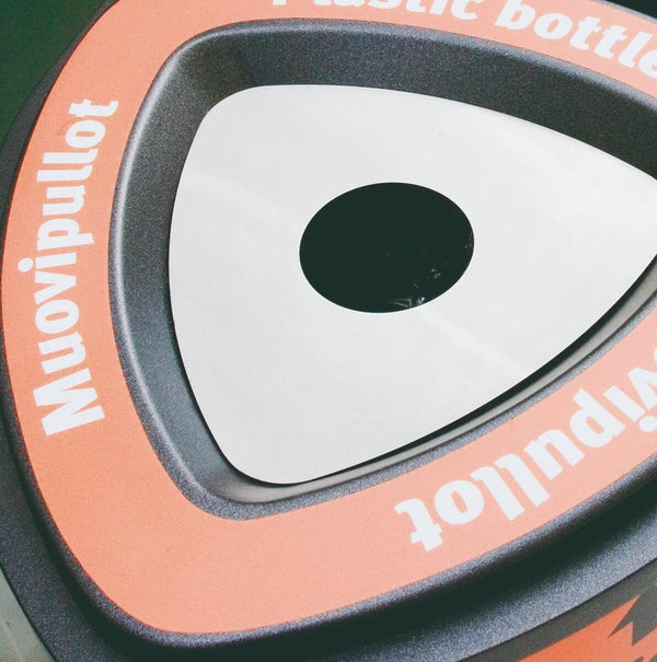 Bottle top cover for Bermuda Jumbo recycling bin